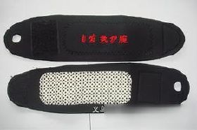 竹炭與托瑪琳自發(fā)熱護(hù)腕 健康運(yùn)動(dòng)與日常保健的價(jià)值之選